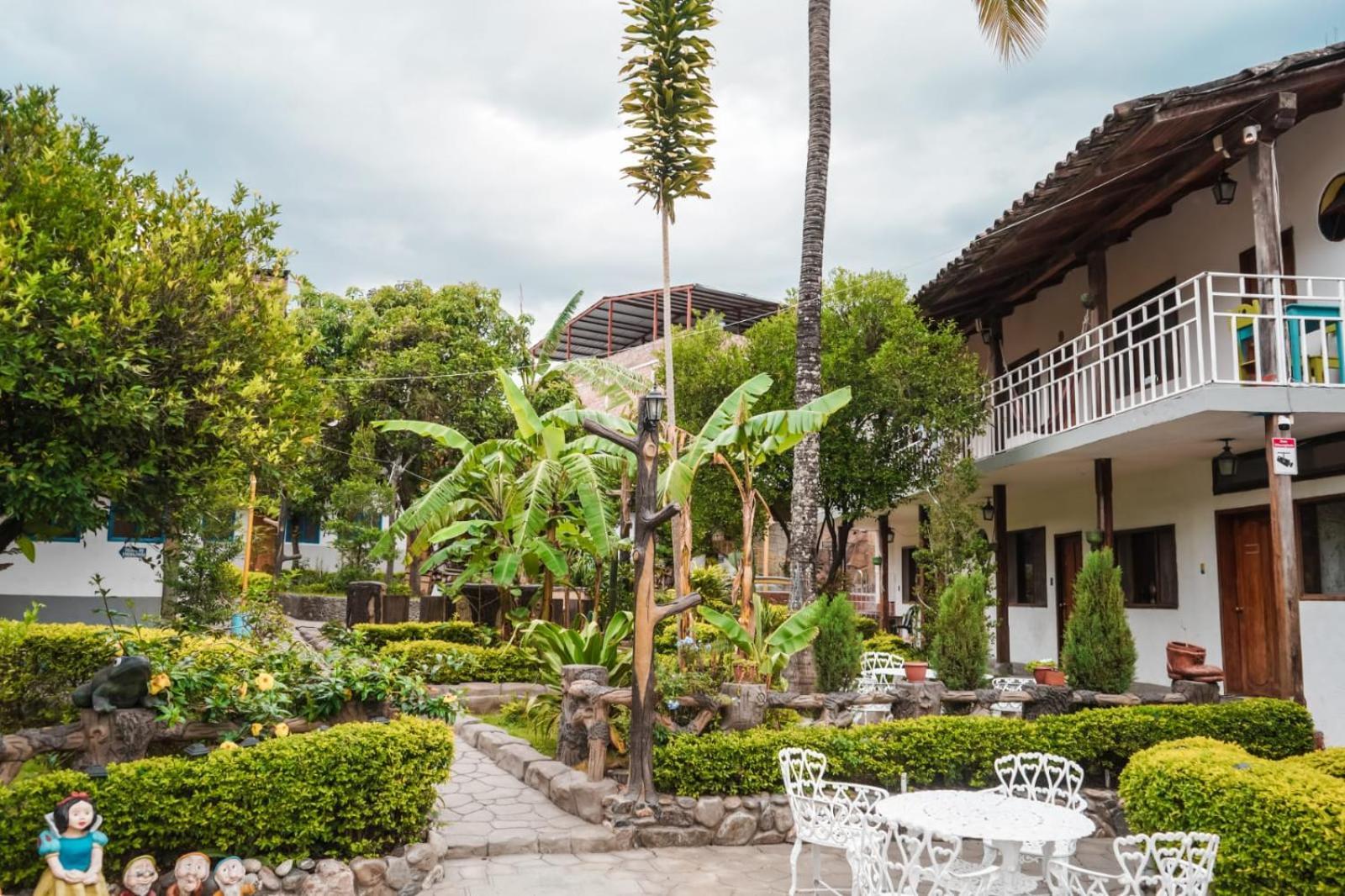 Hostal Jardin Escondido Vilcabamba Exterior foto